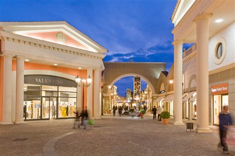 fendi outlet florence|designer outlet noventa.